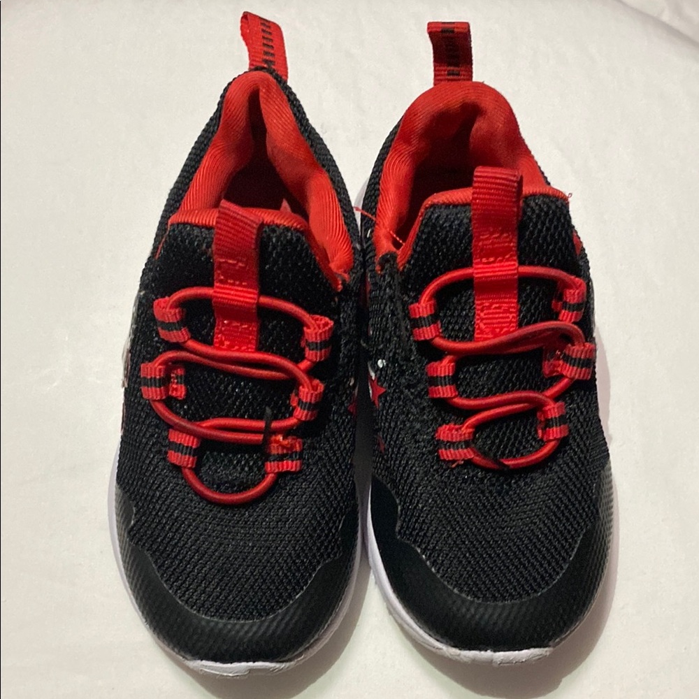 Disney Black and Red Kids Sneakers Mickey Mouse shoes size 6